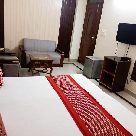 Hotel Home Stay Dwarka Delhi  Exteriör bild