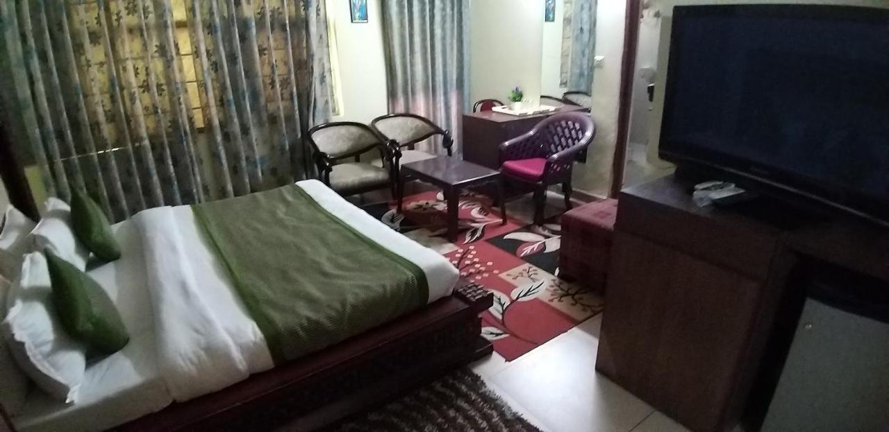 Hotel Home Stay Dwarka Delhi  Exteriör bild