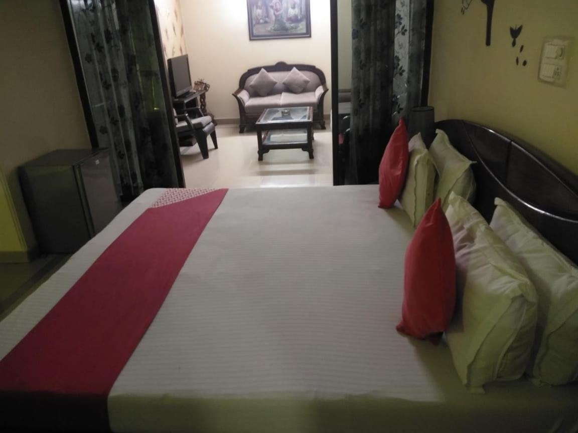 Hotel Home Stay Dwarka Delhi  Exteriör bild