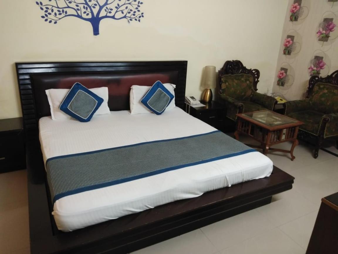 Hotel Home Stay Dwarka Delhi  Exteriör bild