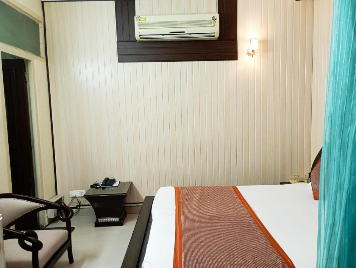 Hotel Home Stay Dwarka Delhi  Exteriör bild